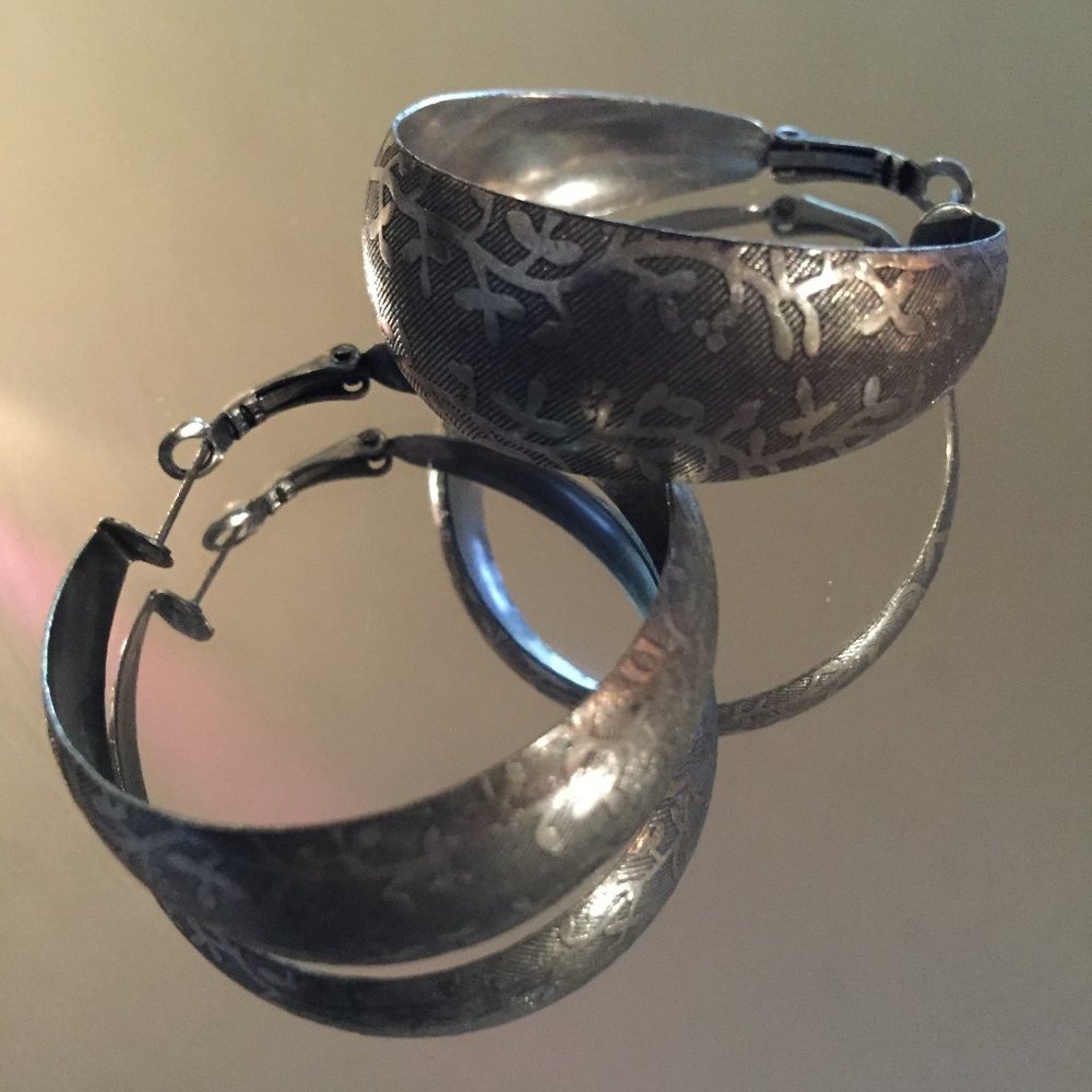 Gorgeous Earrings - Stocking Stuffer - Never Worn